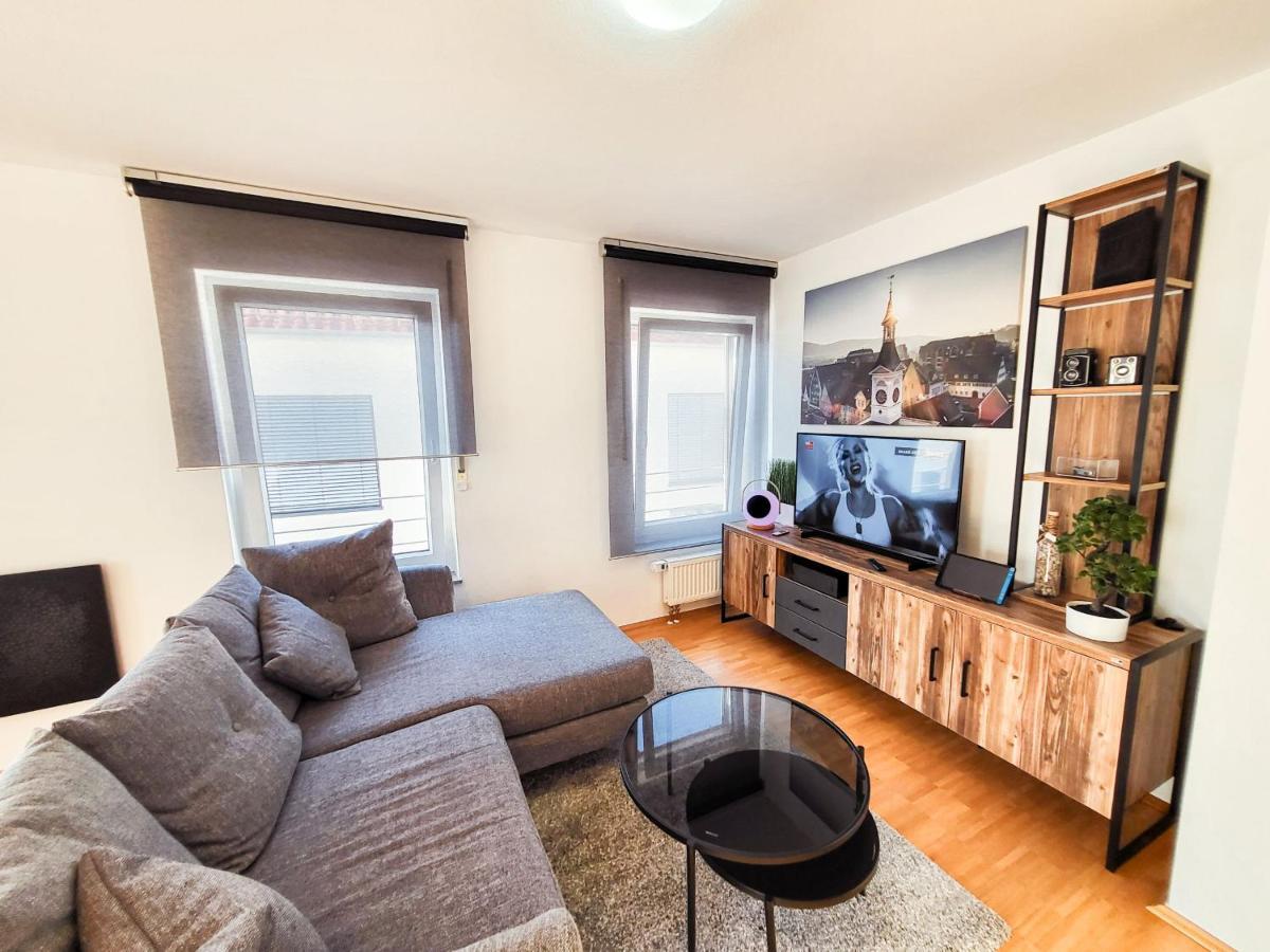 Zentrale Ferienwohnung In Aalen City Mit 4-Sternen Exteriör bild