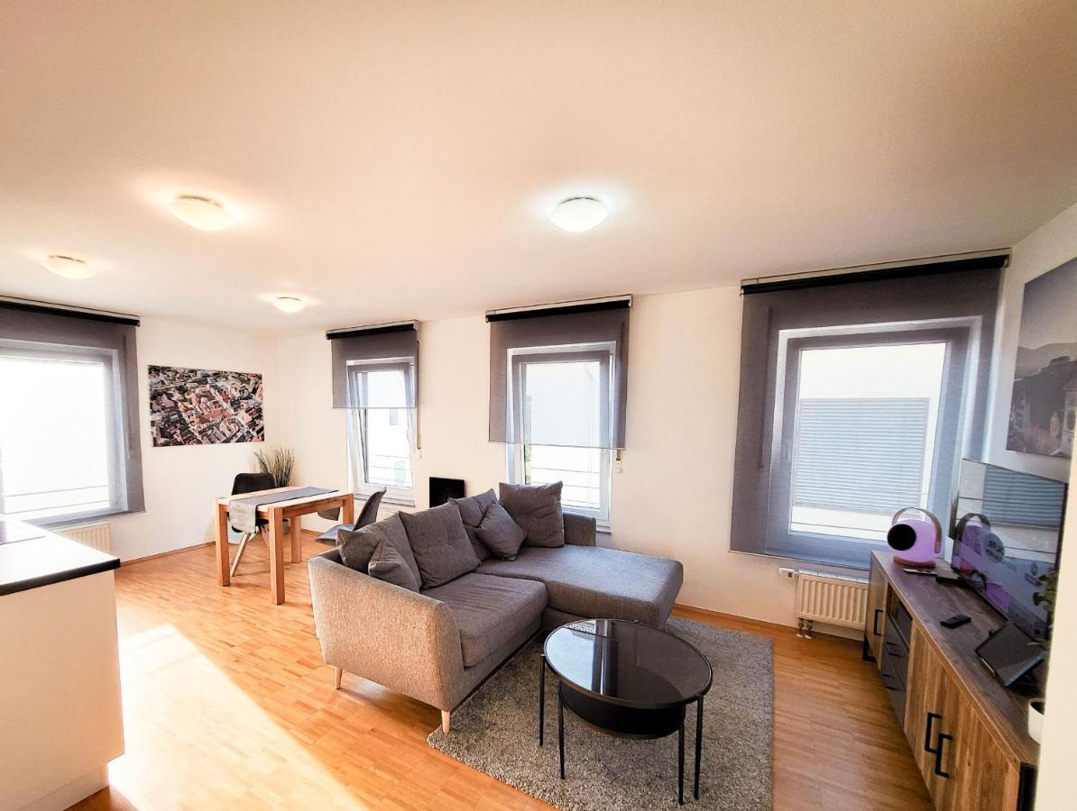 Zentrale Ferienwohnung In Aalen City Mit 4-Sternen Exteriör bild