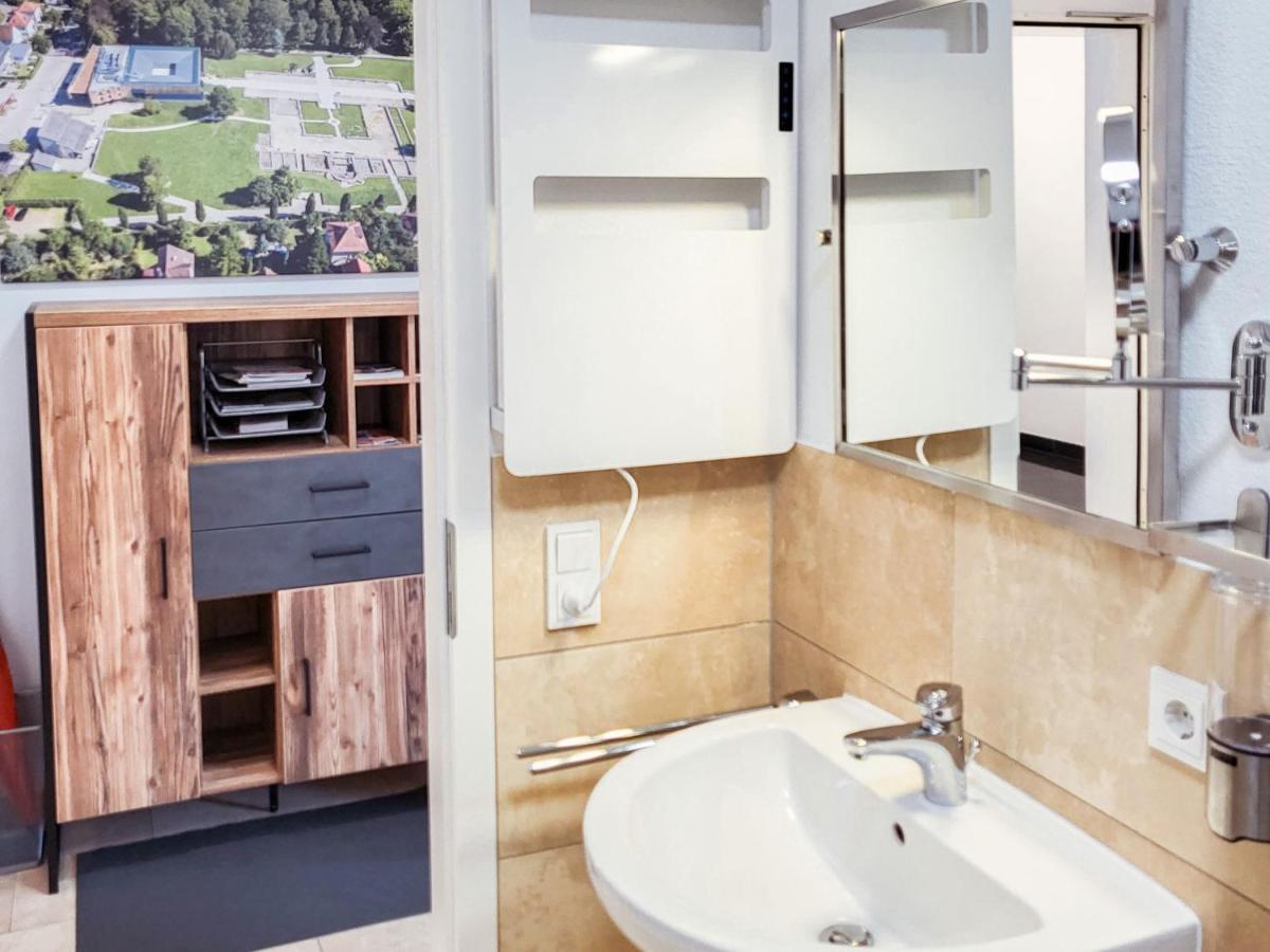 Zentrale Ferienwohnung In Aalen City Mit 4-Sternen Exteriör bild